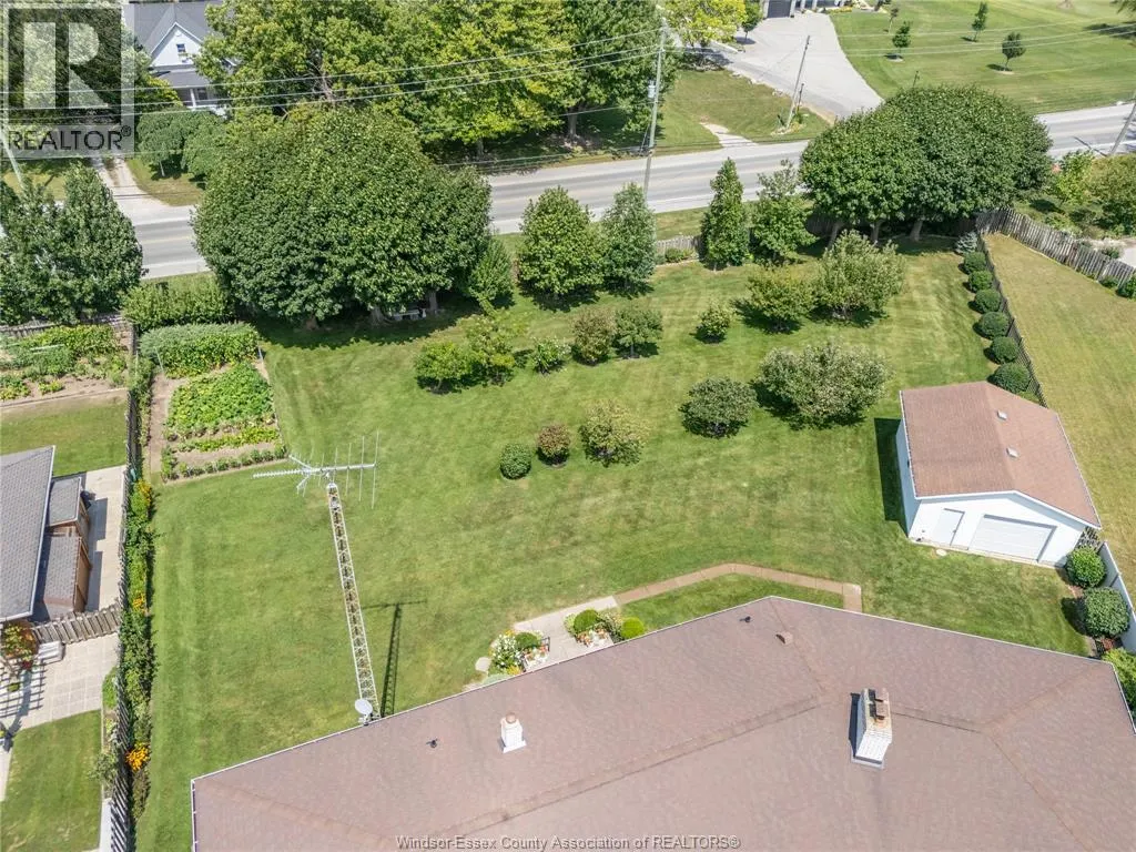 1526 Ravine Line