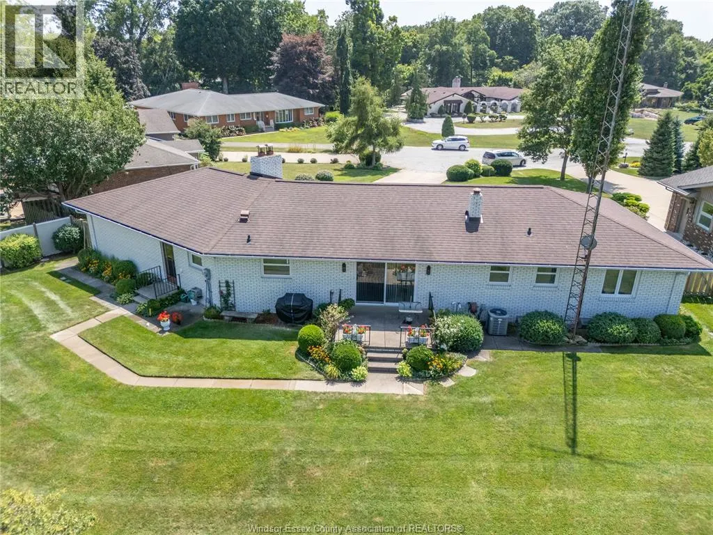 1526 Ravine Line