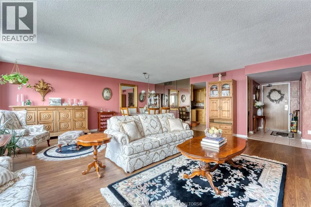 380 PELISSIER Unit# 2303