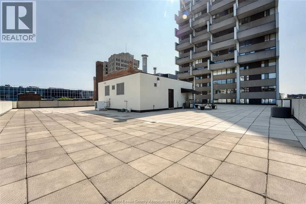 380 PELISSIER Unit# 2303