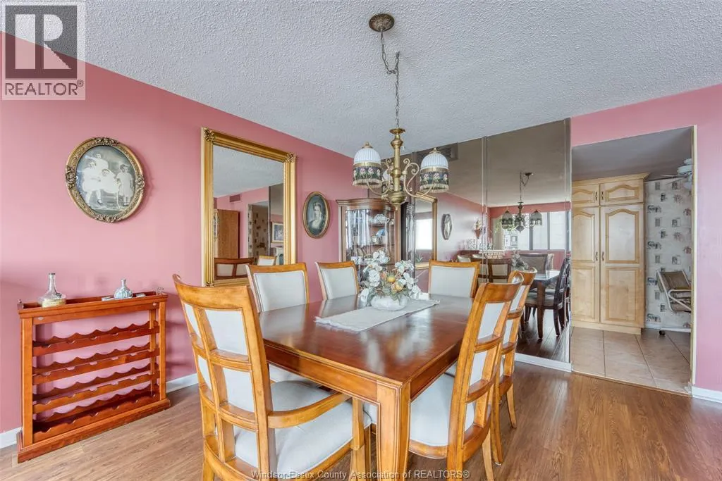 380 PELISSIER Unit# 2303