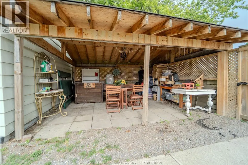 366 Simcoe