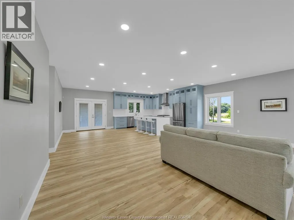 157 GLOUCESTER DRIVE