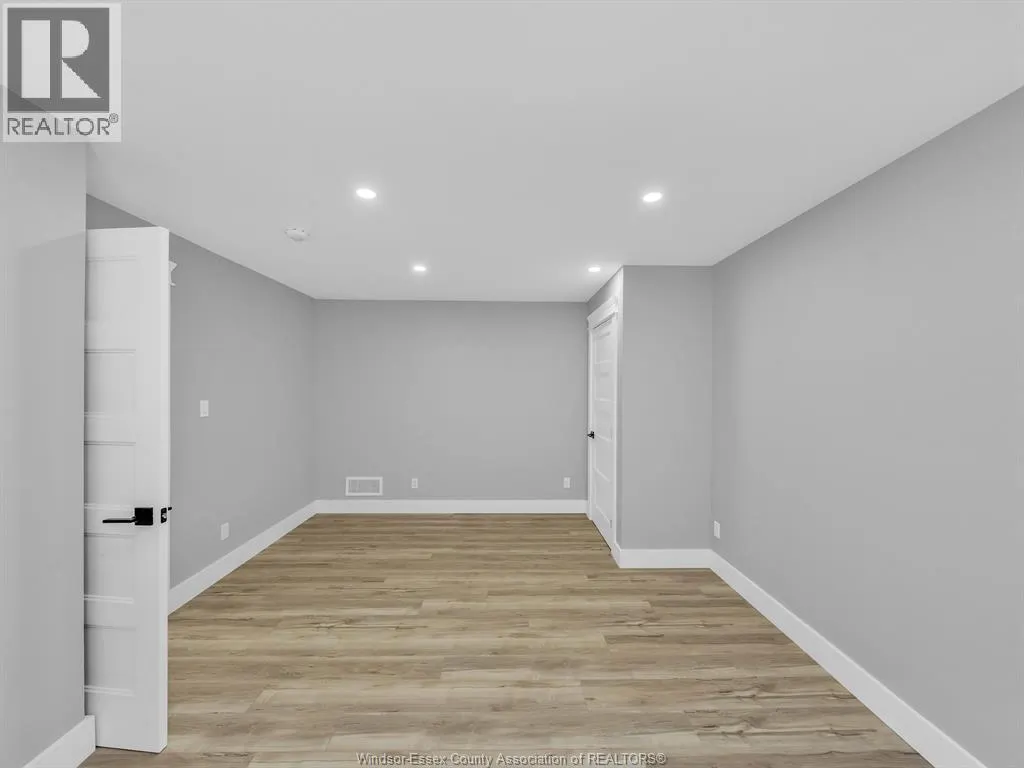157 GLOUCESTER DRIVE