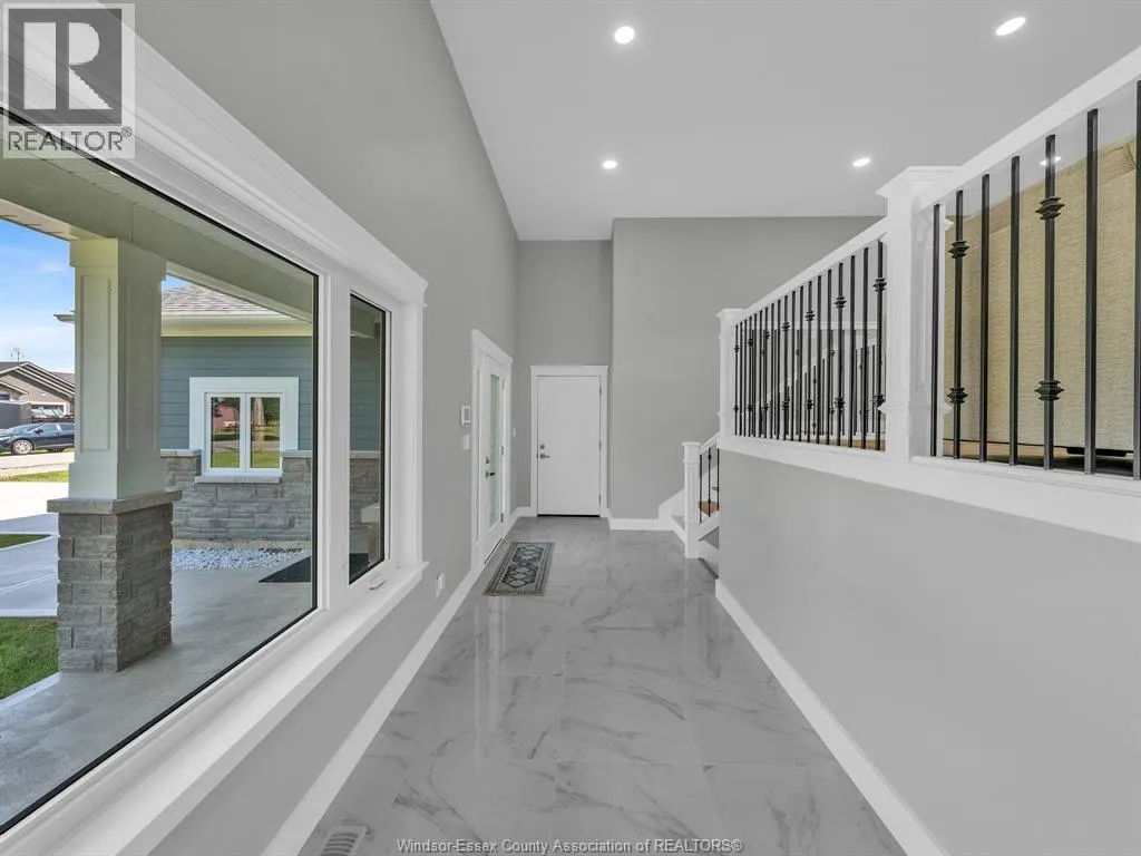 157 GLOUCESTER DRIVE