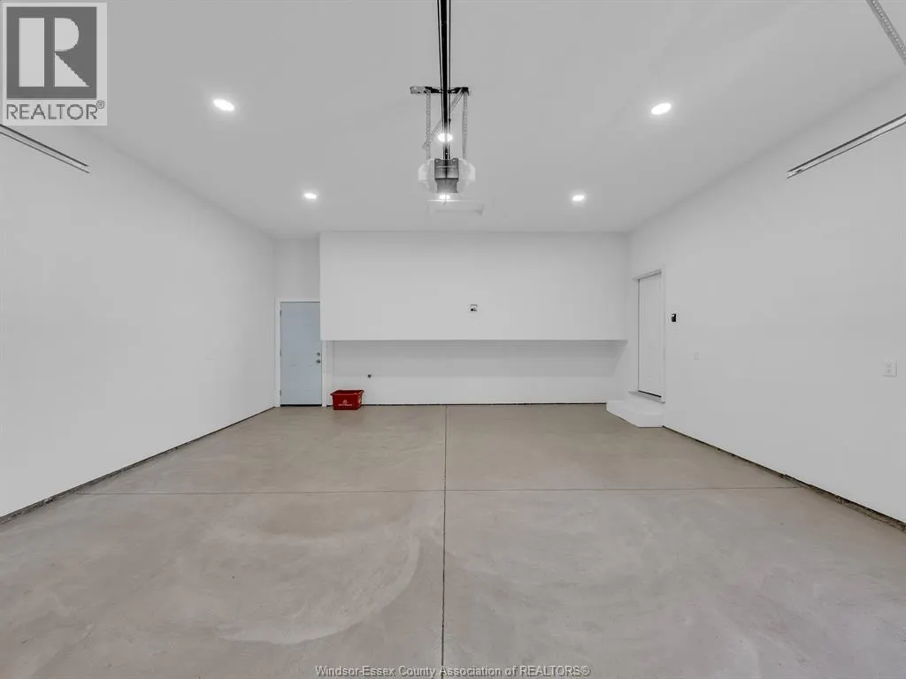 157 GLOUCESTER DRIVE
