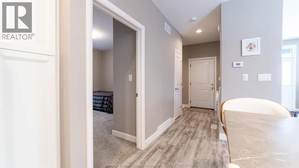 224 MOONSTONE CRESCENT