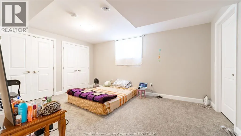 224 MOONSTONE CRESCENT