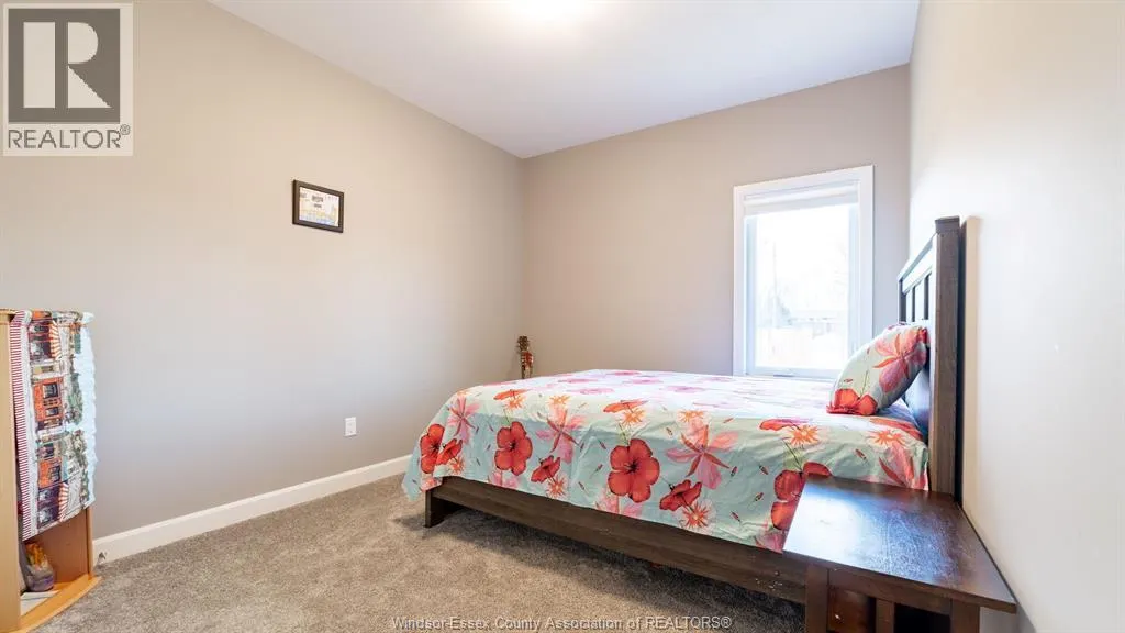 224 MOONSTONE CRESCENT
