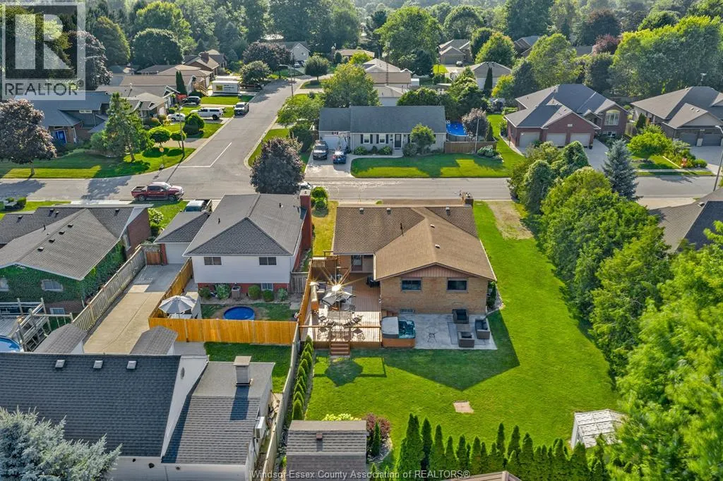 99 Woodycrest AVENUE