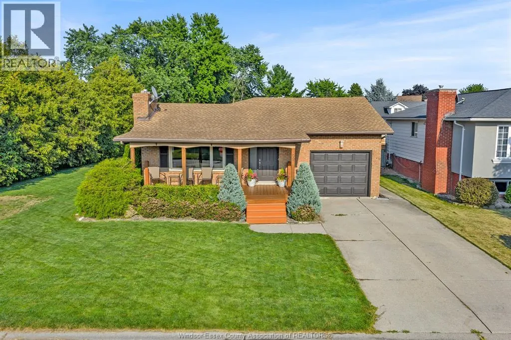 99 Woodycrest AVENUE