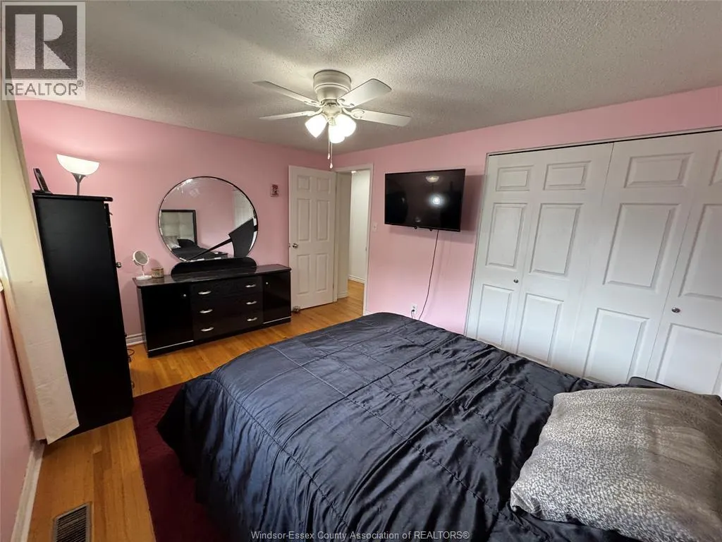 3990 MYRTLE