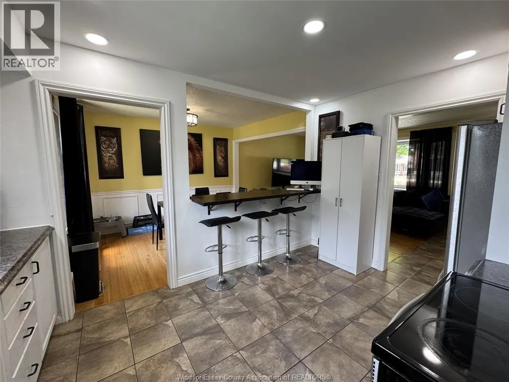 3990 MYRTLE