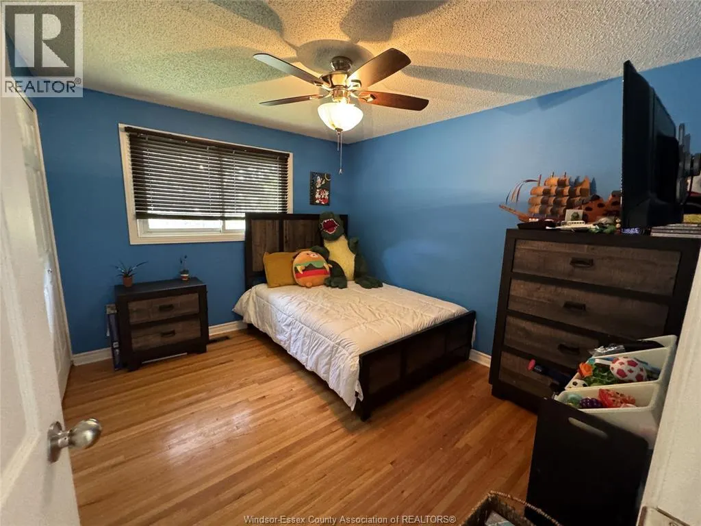 3990 MYRTLE