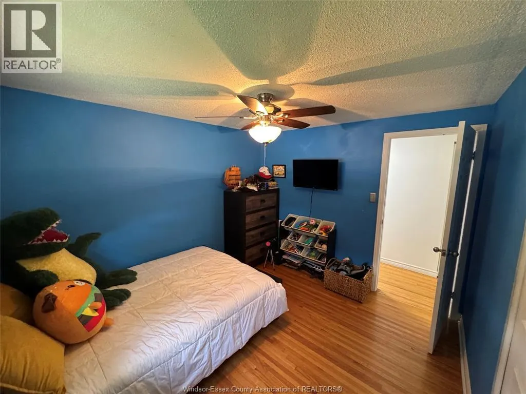 3990 MYRTLE