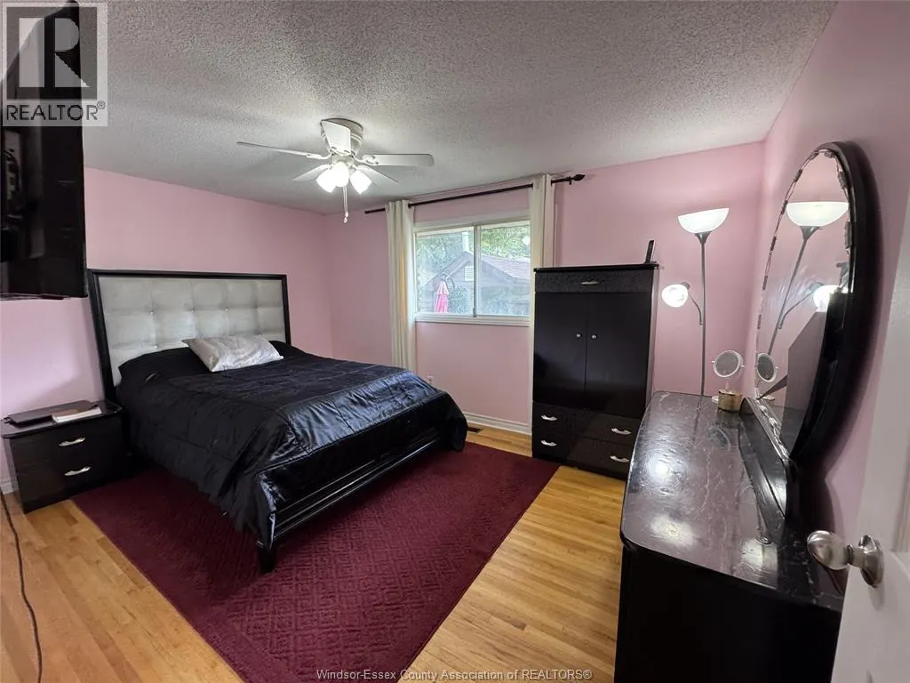 3990 MYRTLE