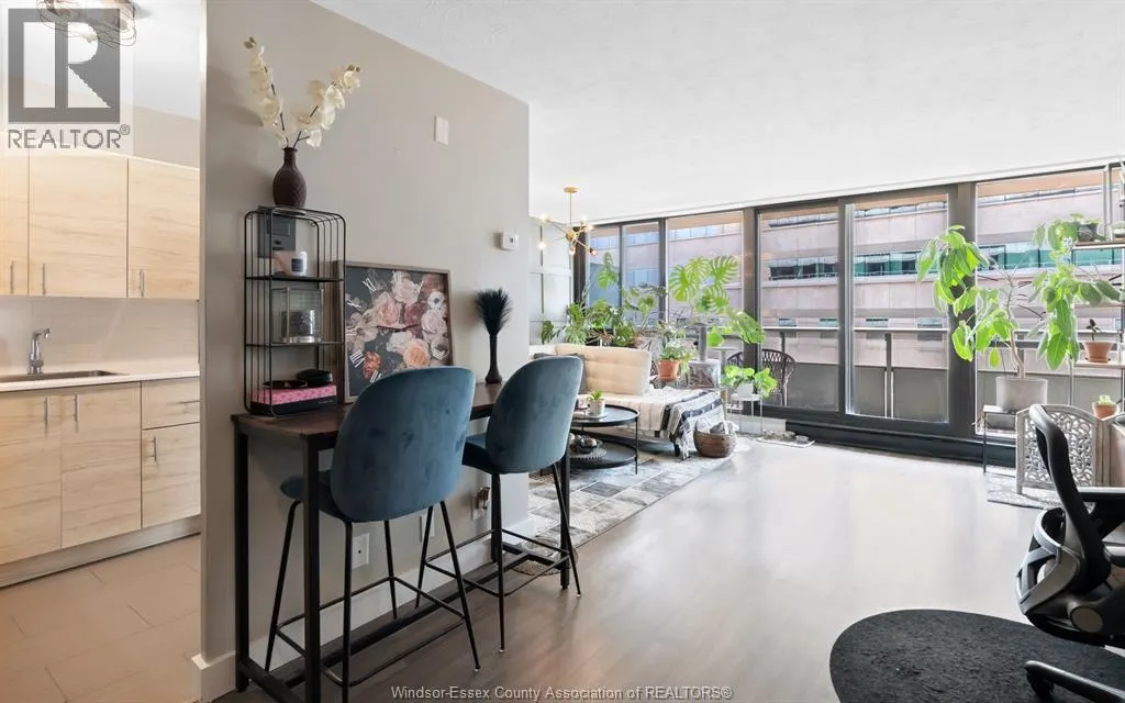111 RIVERSIDE DRIVE East Unit# 508