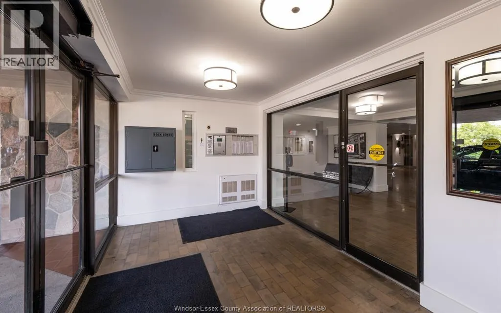 111 RIVERSIDE DRIVE East Unit# 508