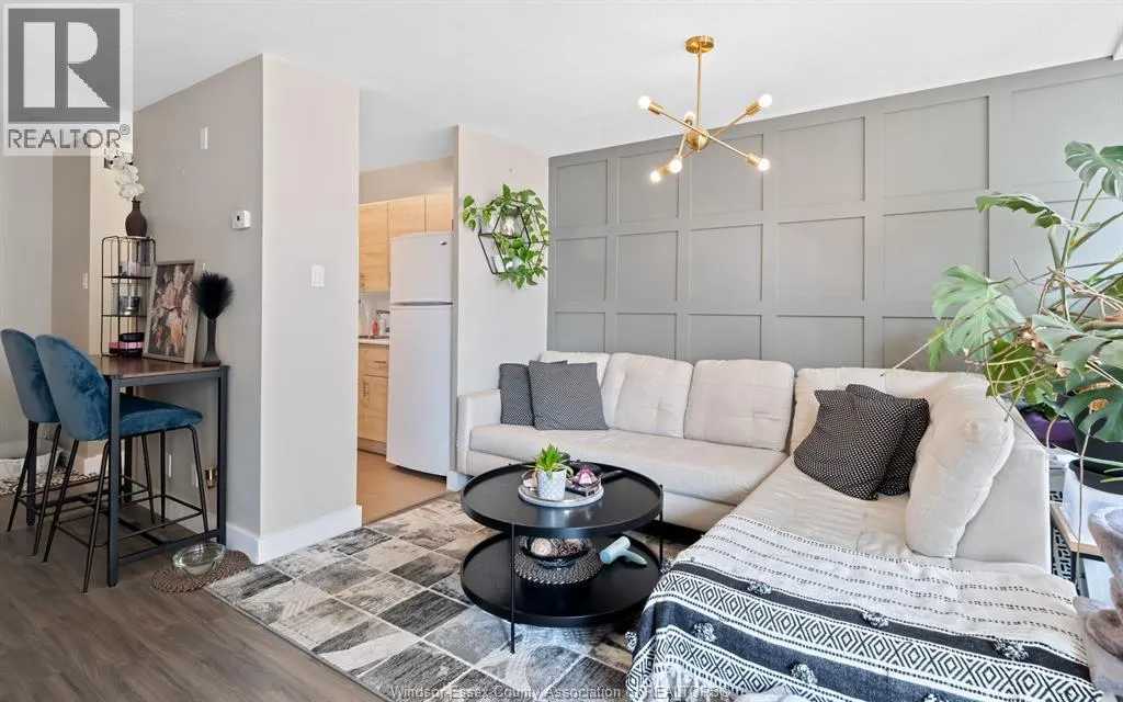 111 RIVERSIDE DRIVE East Unit# 508