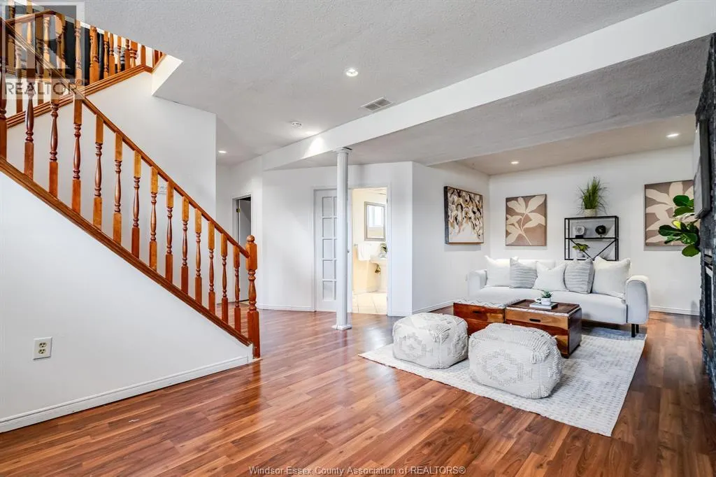 2956 Alderbrook DRIVE