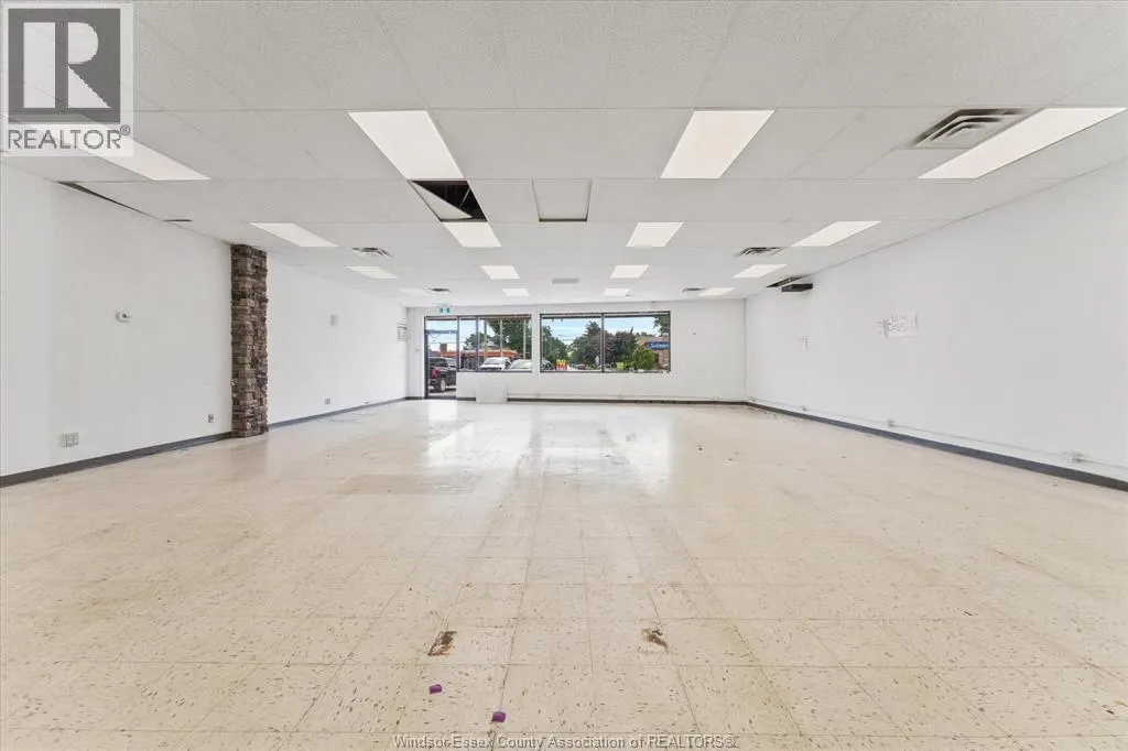 6000 TECUMSEH ROAD East Unit# 5