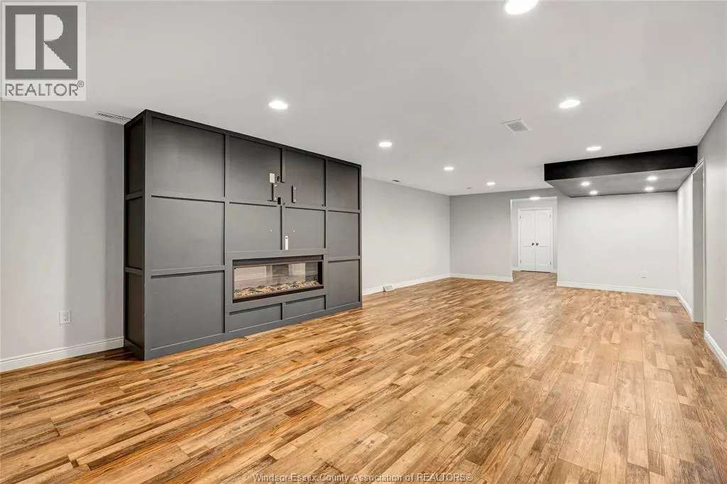 1171 BRIDAL FALLS CRESCENT