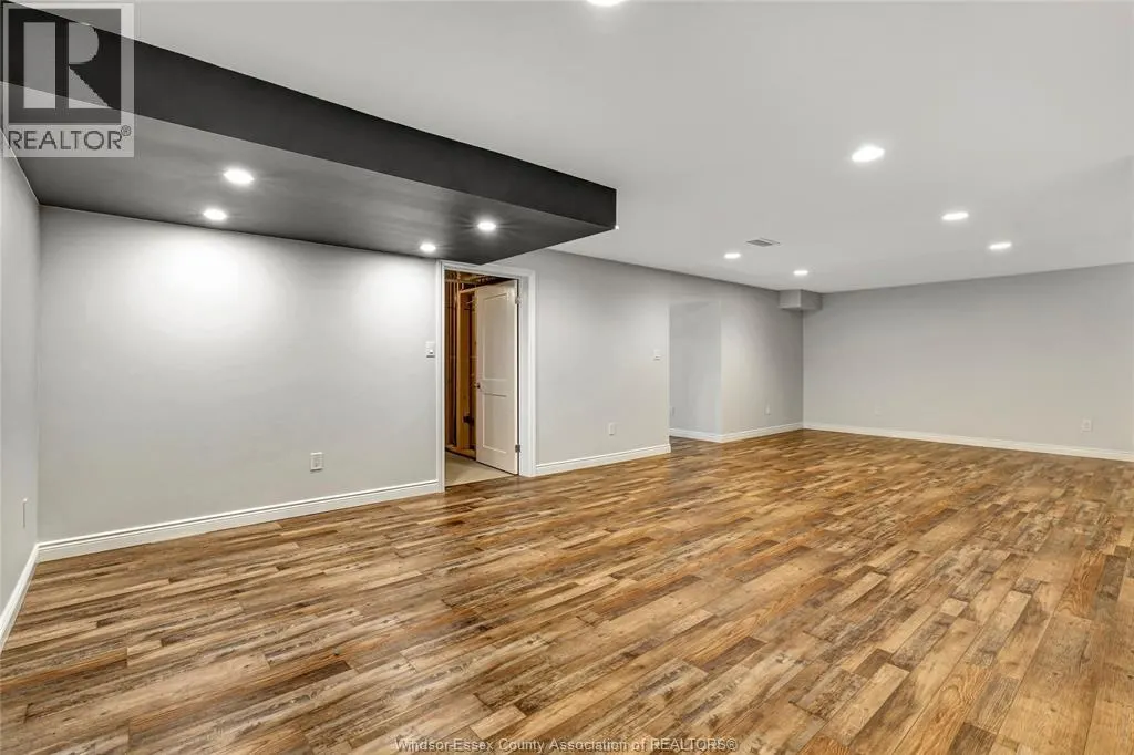 1171 BRIDAL FALLS CRESCENT