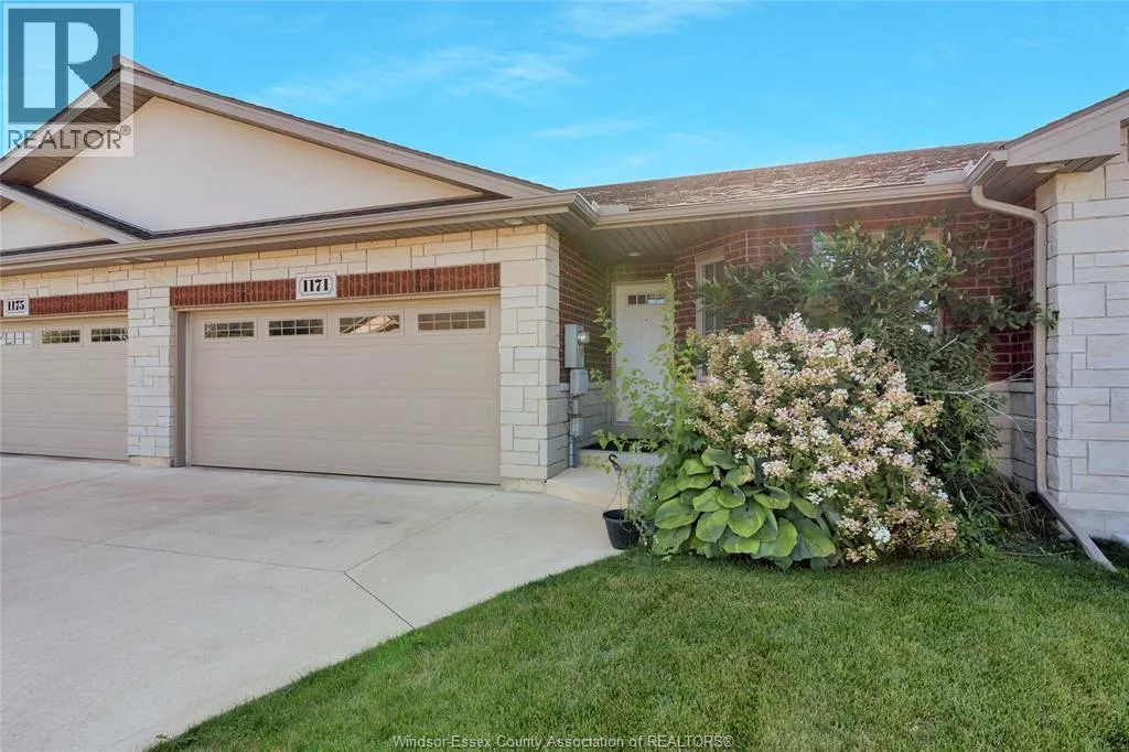 1171 BRIDAL FALLS CRESCENT