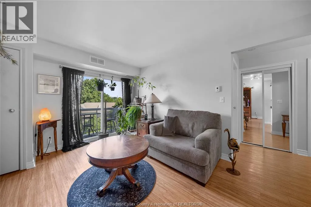44 ROBSON Unit# 315