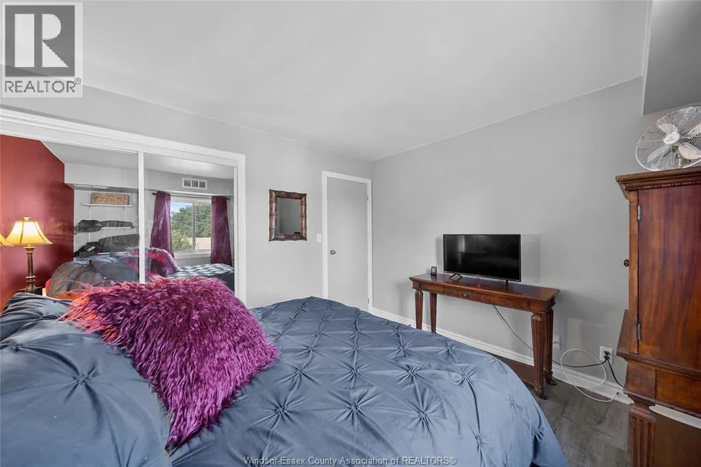 44 ROBSON Unit# 315