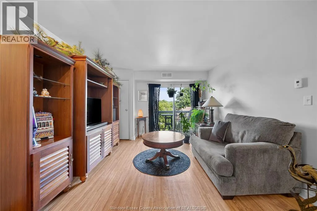 44 ROBSON Unit# 315