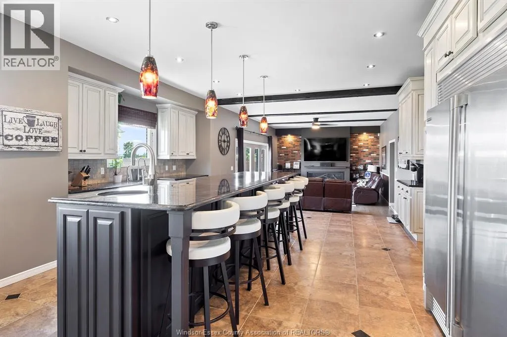 1690 GOLFVIEW DRIVE