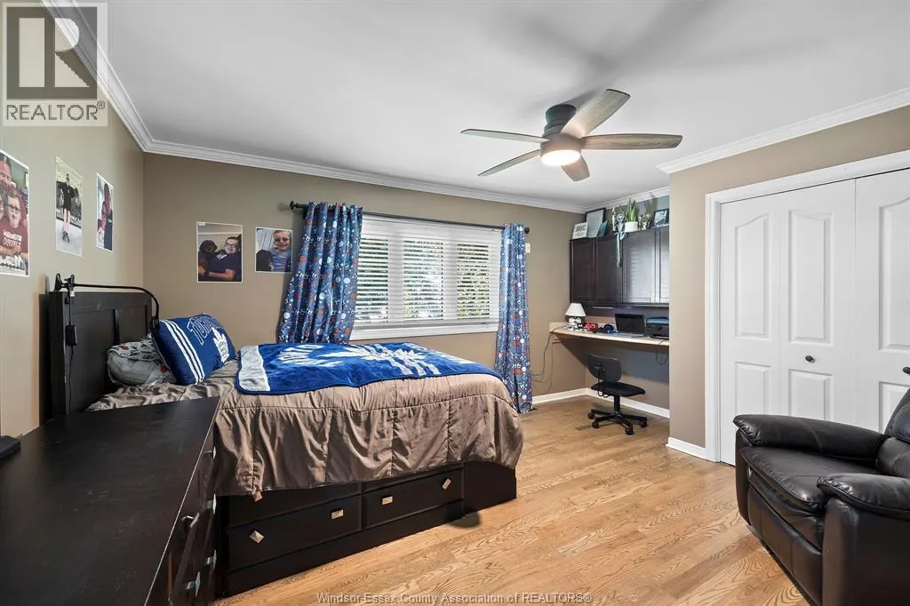1690 GOLFVIEW DRIVE