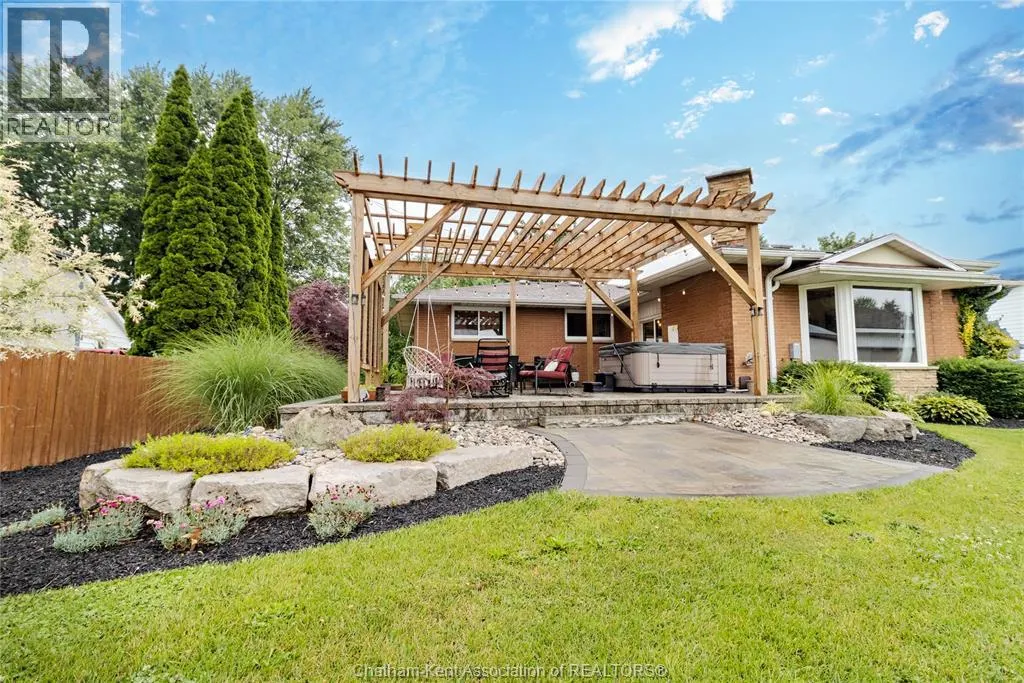 424 Gregory DRIVE East