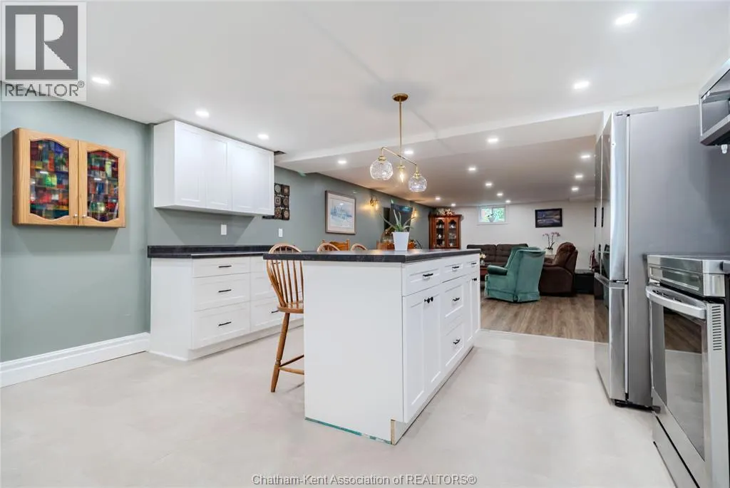 424 Gregory DRIVE East