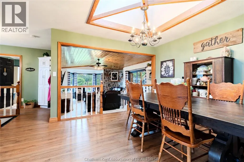 424 Gregory DRIVE East