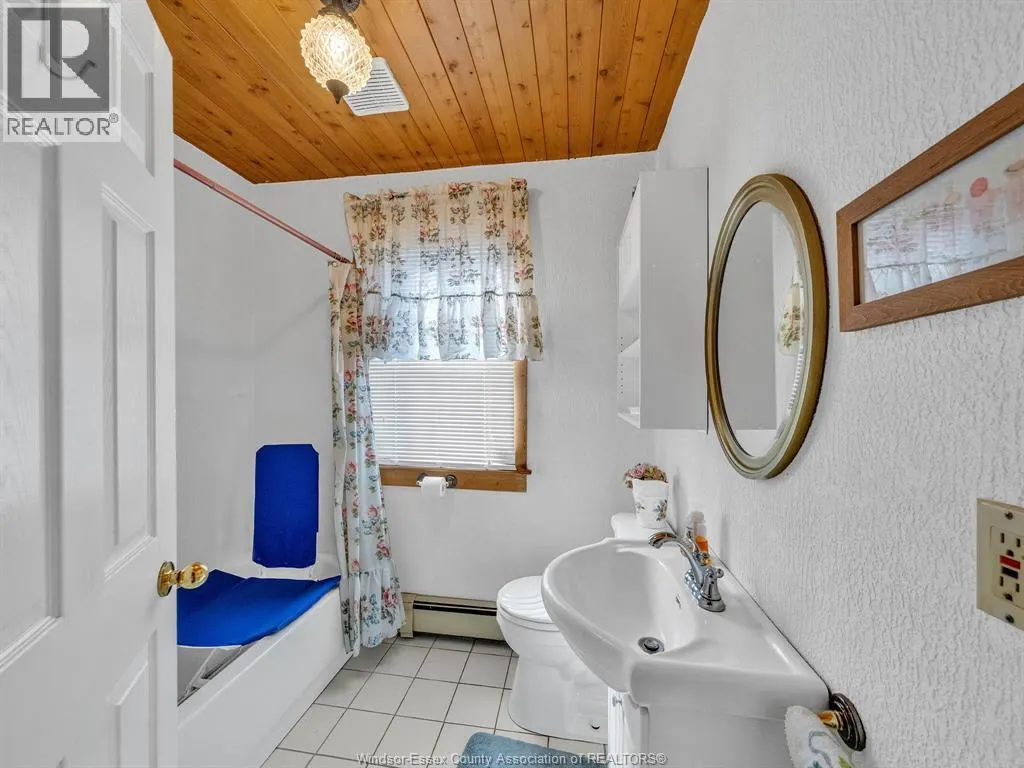 226 Cotterie Park