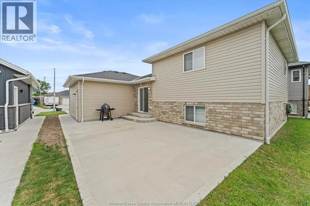 40 REGAL DRIVE