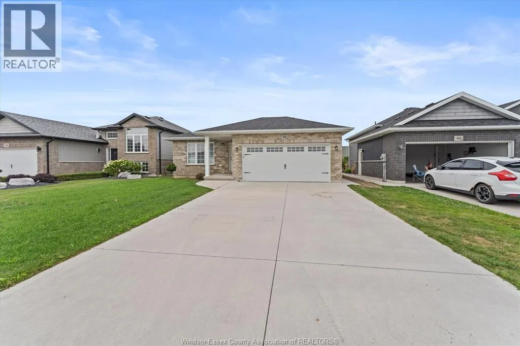 40 REGAL DRIVE