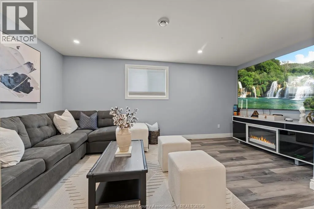 40 REGAL DRIVE