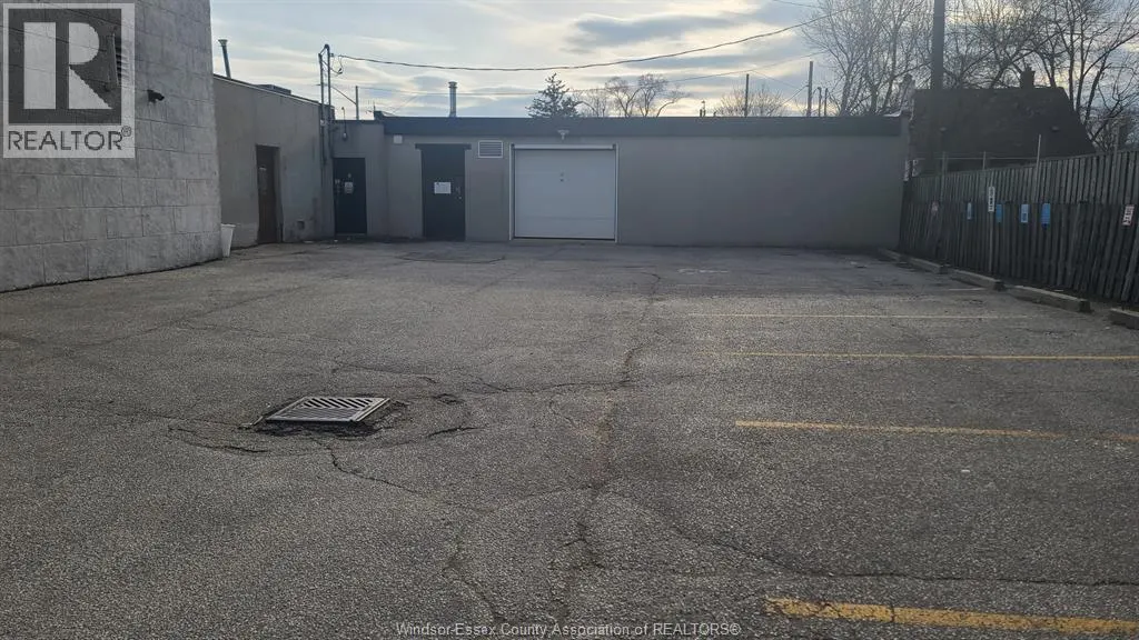 4650 TECUMSEH ROAD East