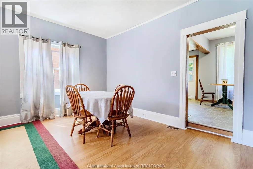 10 DELAWARE AVENUE