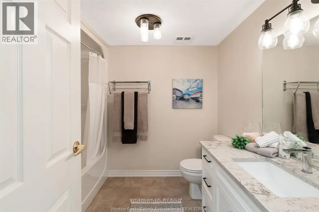 99 Robson ROAD Unit# 303
