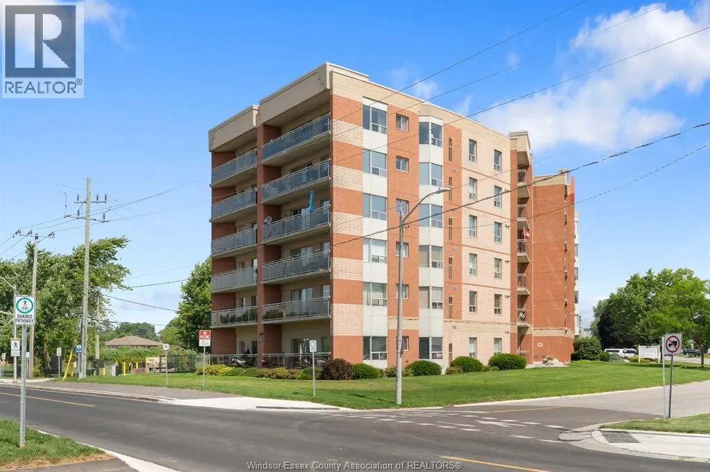 99 Robson ROAD Unit# 303