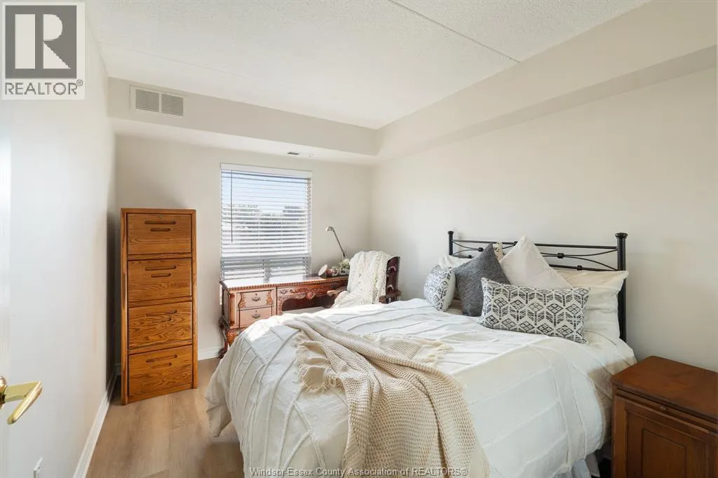 99 Robson ROAD Unit# 303