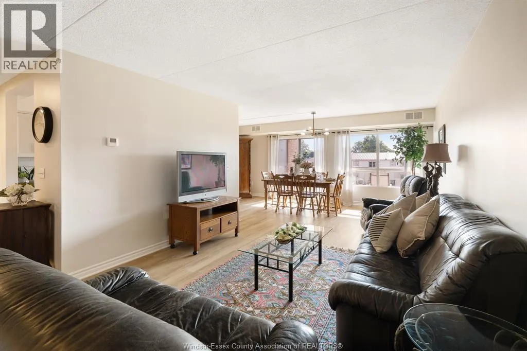 99 Robson ROAD Unit# 303