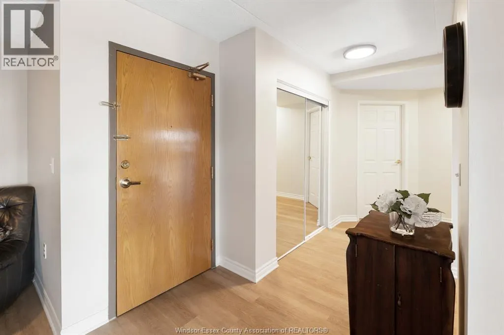 99 Robson ROAD Unit# 303