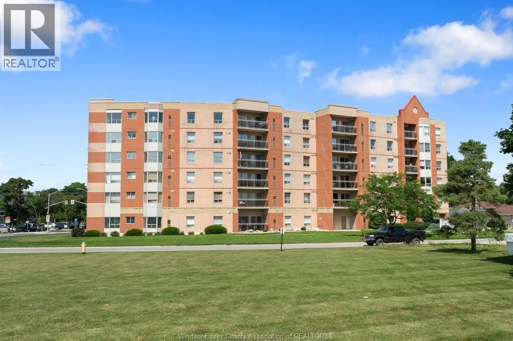 99 Robson ROAD Unit# 303