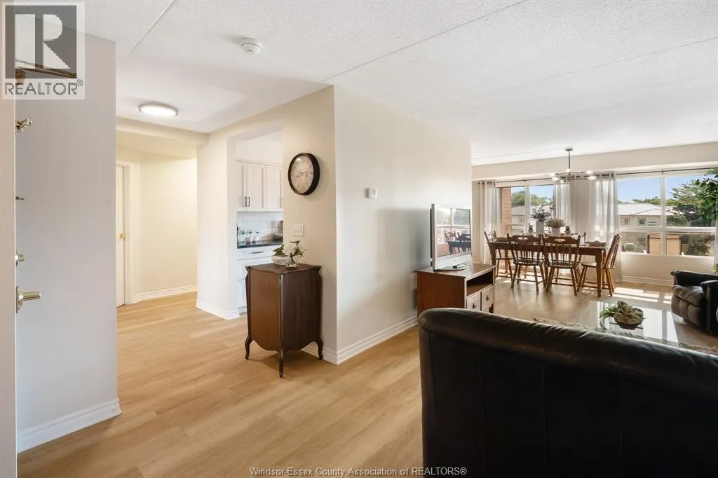 99 Robson ROAD Unit# 303