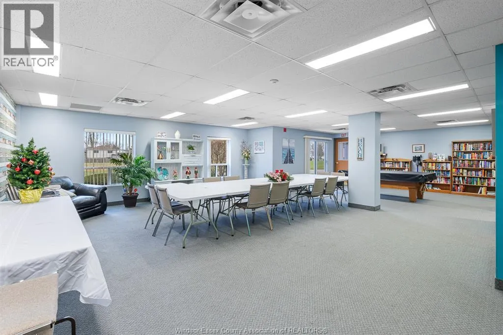 99 Robson ROAD Unit# 303